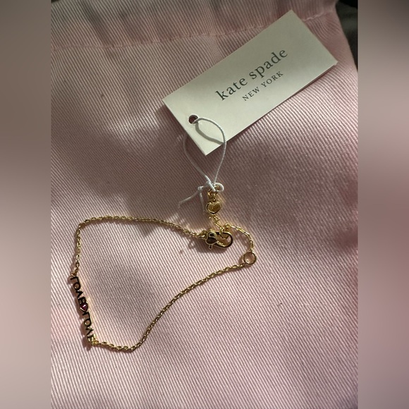 NWT Kate Spade Women’s Gold Bracelet with Pink Heart Charm - Picture 4 of 7